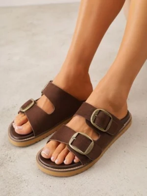 Brązowe Klapki VICES Ozdobione Dużymi Klamrami Jenniviane