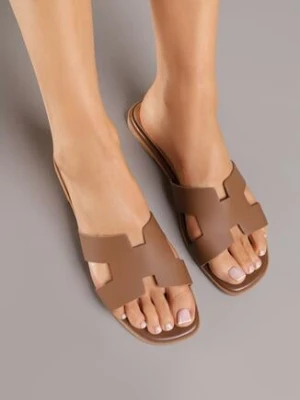 Brązowe Klapki Vices z Geometryczną Cholewką Arlemia