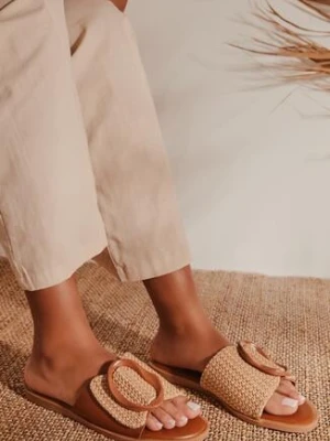 Brązowe Klapki Vices z Geometryczną Ozdobą Arrisaria