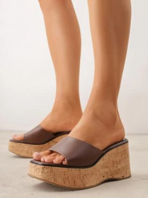 Brązowe Klapki VICES z Kwadratowym Noskiem na Koturnie z Imitacji Korka Cordereida