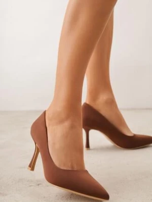 Brązowe Klasyczne Szpilki z Gładkiej Tkaniny Orianna pallika paris