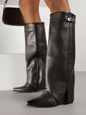 Brązowe Kozaki na Koturnie z Cholewką Imitującą Nogawkę z Aplikacją Testarria