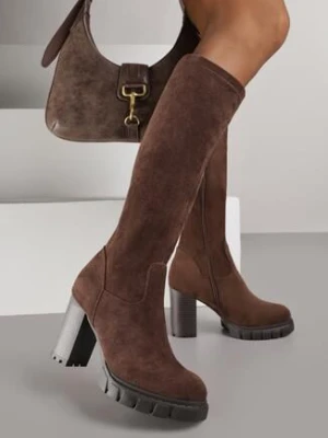 Brązowe Kozaki z Imitacji Zamszu na Słupkowym Obcasie Falirelle ideal