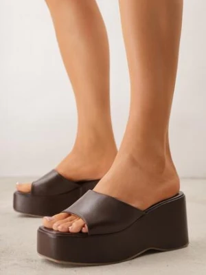 Brązowe Minimalistyczne Klapki na Koturnie z Kwadratowym Noskiem Mosing sergio todzi