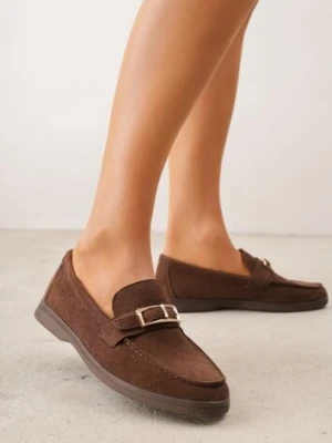 Brązowe Mokasyny Ozdobione Metaliczną Klamrą Murielori joalice paris