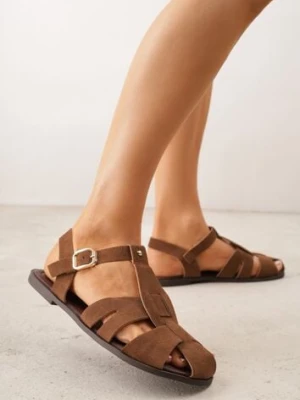 Brązowe Sandały Gladiatorki z Imitacji Nubuku Zapinane na Sprzączkę Briannea mulanka
