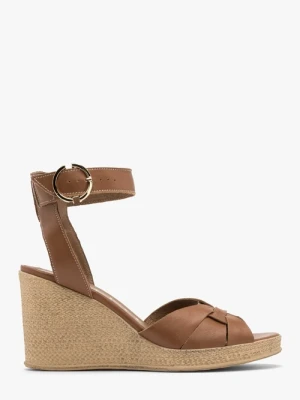 Brązowe sandały na wysokiej platformie Ryłko