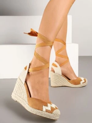 Brązowe Sandały z Plecionką na Koturnie i Ozdobnym Wiązaniem mellisa