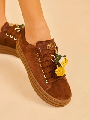 Brazowe sneakersy damskie CARINII B10465-T88-000-000-G74
