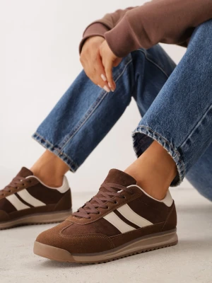 Brązowe Sneakersy o Fasonie Retro ze Wstawkami z Imitacji Zamszu Chloetta