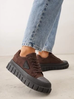 Brązowe Sneakersy Vices na Grubej Podeszwie z Geometryczną Aplikacją Leanae