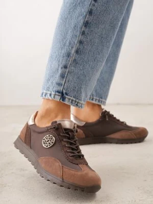 Brązowe Skórzane Sneakersy z Metaliczną Ozdobą Rioneira goodin