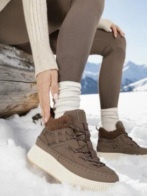 Brązowe Śniegowce Trapery Vices na Grubej Tłoczonej Podeszwie z Przeszyciami Anurrive