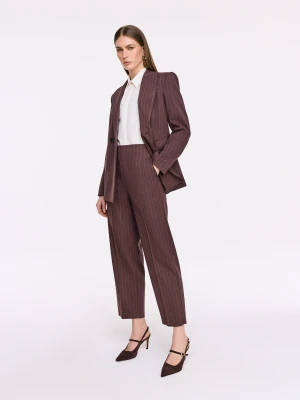 Brązowe spodnie garniturowe typu cygaretki TARANKO