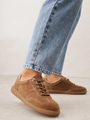 Brązowe Zamszowe Sneakersy z Wkładką ze Skóry Naturalnej w Stylu Tenisówek Adredine goodin