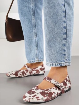 Brązowo-Białe Balerinki Vices w Krowie Łaty w Stylu Mary Jane z Ćwiekami i Skórzaną Wkładką Riladora