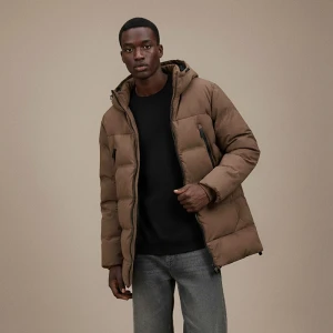 Brązowy pikowany płaszcz z kapturem House