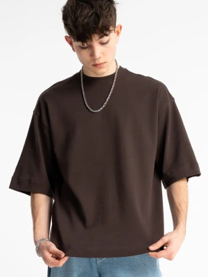 Brązowy t-shirt LOOSE z minimalistycznym nadrukiem Reporter