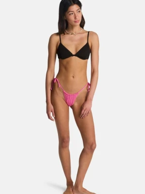 Brazyliany Billabong nude