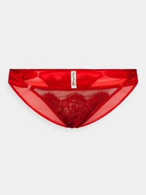 Brazyliany Playful Promises