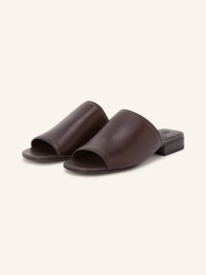 Brunello Cucinelli Klapki Z Ozdobnymi Perełkami braun