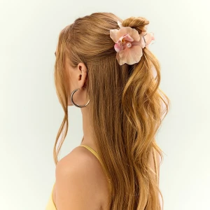 Brzoskwiniowa ozdobna spinka do włosów z orchideą House