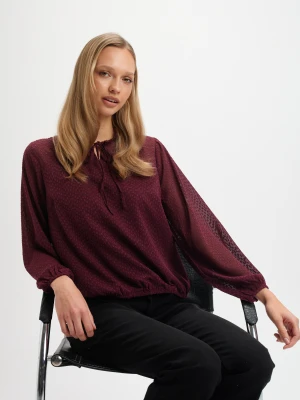 Burgundowa bluzka z tkaniny plumeti Top Secret