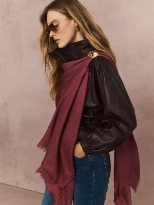 Burgundowy dzianinowy szal z wiskozy TARANKO