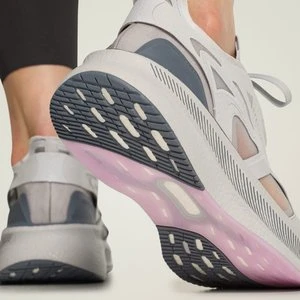 Buty adidas by Stella McCartney Ultraboost 5