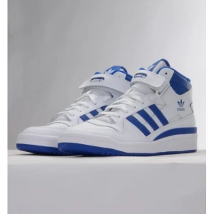 Zdjęcie produktu Buty adidas Forum Mid M FY4976 białe