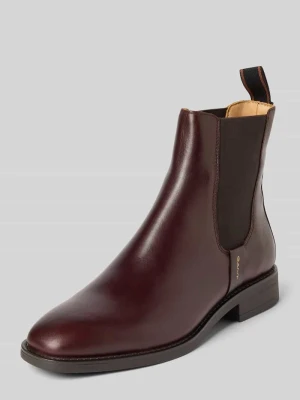 Buty chelsea ze skóry z detalem z logo model ‘Fayy’ Gant