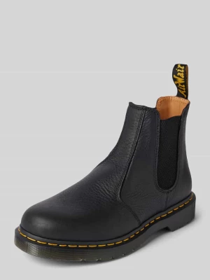 Buty chelsea ze skóry z ozdobnym szwem Dr. Martens