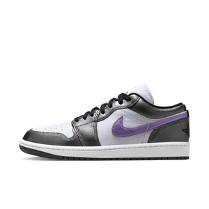 Buty damskie Air Jordan 1 Low SE - Biel