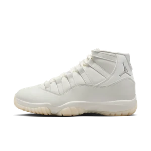 Buty damskie Air Jordan 11 Retro „Pearl” - Biel