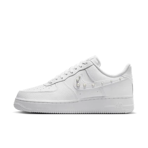 Buty damskie Nike Air Force 1 '07 - Biel