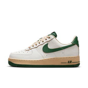 Buty damskie Nike Air Force 1 '07 LV8 - Biel