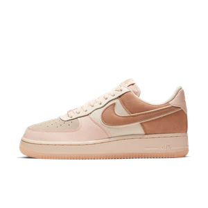 Buty damskie Nike Air Force 1 '07 Premium - Różowy