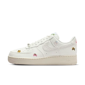 Buty damskie Nike Air Force 1 '07 SE „LNY” - Biel