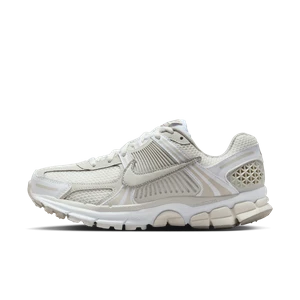 Zdjęcie produktu Buty damskie Nike Zoom Vomero 5 z akcentami odbijającymi światło - Biel