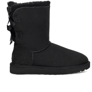 Buty damskie UGG W Bailey Bow II 1016225-BLK - czarne