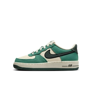 Buty dla dużych dzieci Nike Air Force 1 LV8 - Biel