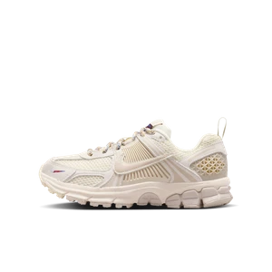 Buty dla dużych dzieci Nike Vomero 5 - Brązowy