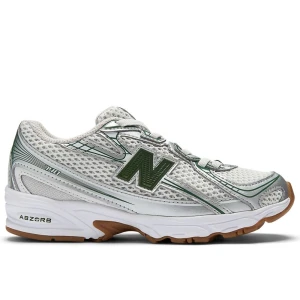 Buty dziecięce New Balance PZ740SF - srebrne