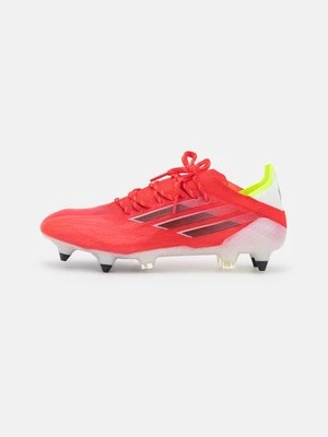 Buty piłkarskie na miękką nawierzchnię Adidas czerwony