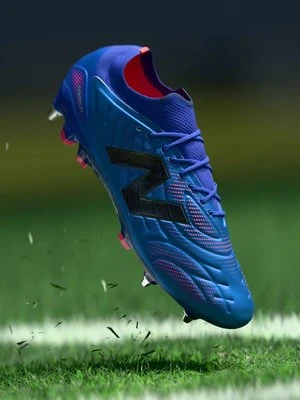 Buty piłkarskie na miękką nawierzchnię New Balance