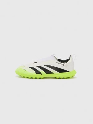 Buty piłkarskie na murawę Adidas biały