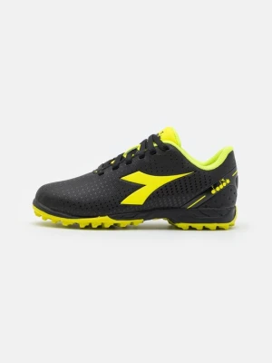 Buty piłkarskie na murawę Diadora czarny