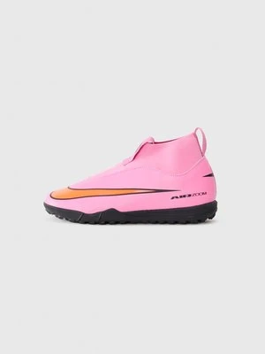 Buty piłkarskie na murawę Nike czerwony