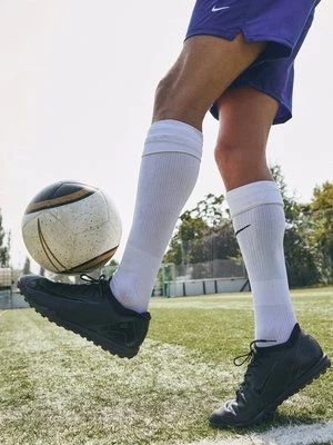 Buty piłkarskie na murawę Nike Performance