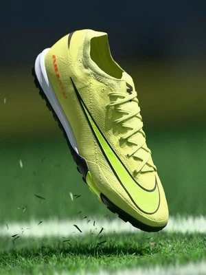 Buty piłkarskie na murawę Nike zielony